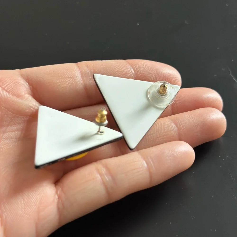 Vtg 1980s Funky Yellow Polka dot Triangle Stud Earrings - Picture 7 of 7